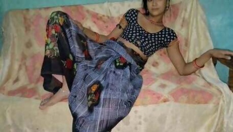 Bhabhi ne devar se chudwaya pati ghar par nahi tha to randi bhabhi ne devar ko bula kar khub enjoy kiya to jabardast chudai kiya