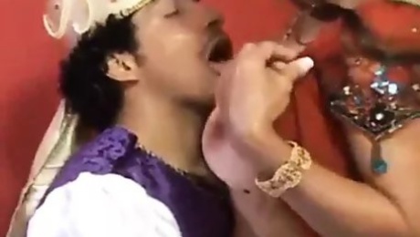 INDIAN KING N QUEEN DRESSED TO FUCK N CUM