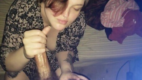 quick handjob before work.I love to stroke my husband until he cums.Maybe you'll fuck me later 