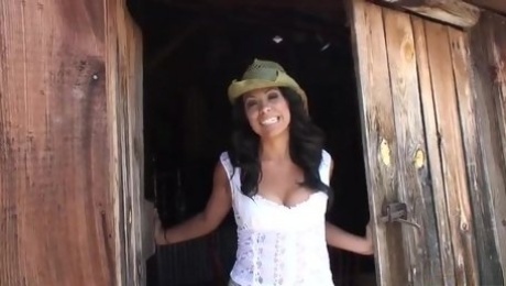 This hot exciting lady farmer is waiting for you male stick - cassandra cruz