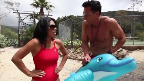 Hot latina mommy Cassandra Cruz hardcore porn video